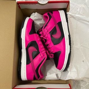 Nike Dunk Low Fierce Pink